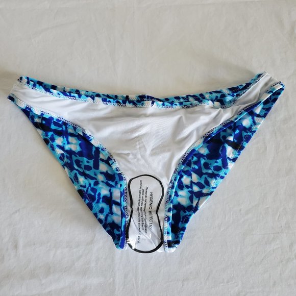 Triangle Bikini Low Rise Bottom - Picture 6 of 8